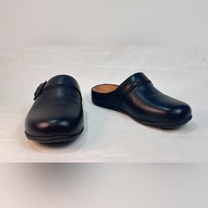 Strive Malmo Women's Comfort Clog